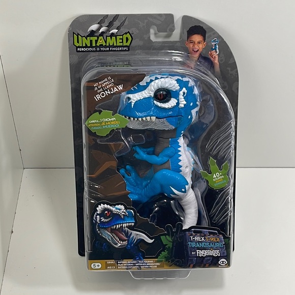 Toys Untamed Trex By Fingerlings Ironjaw Blue Interactive